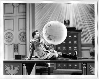 Great_Dictator_globe_scene_academy_print_big